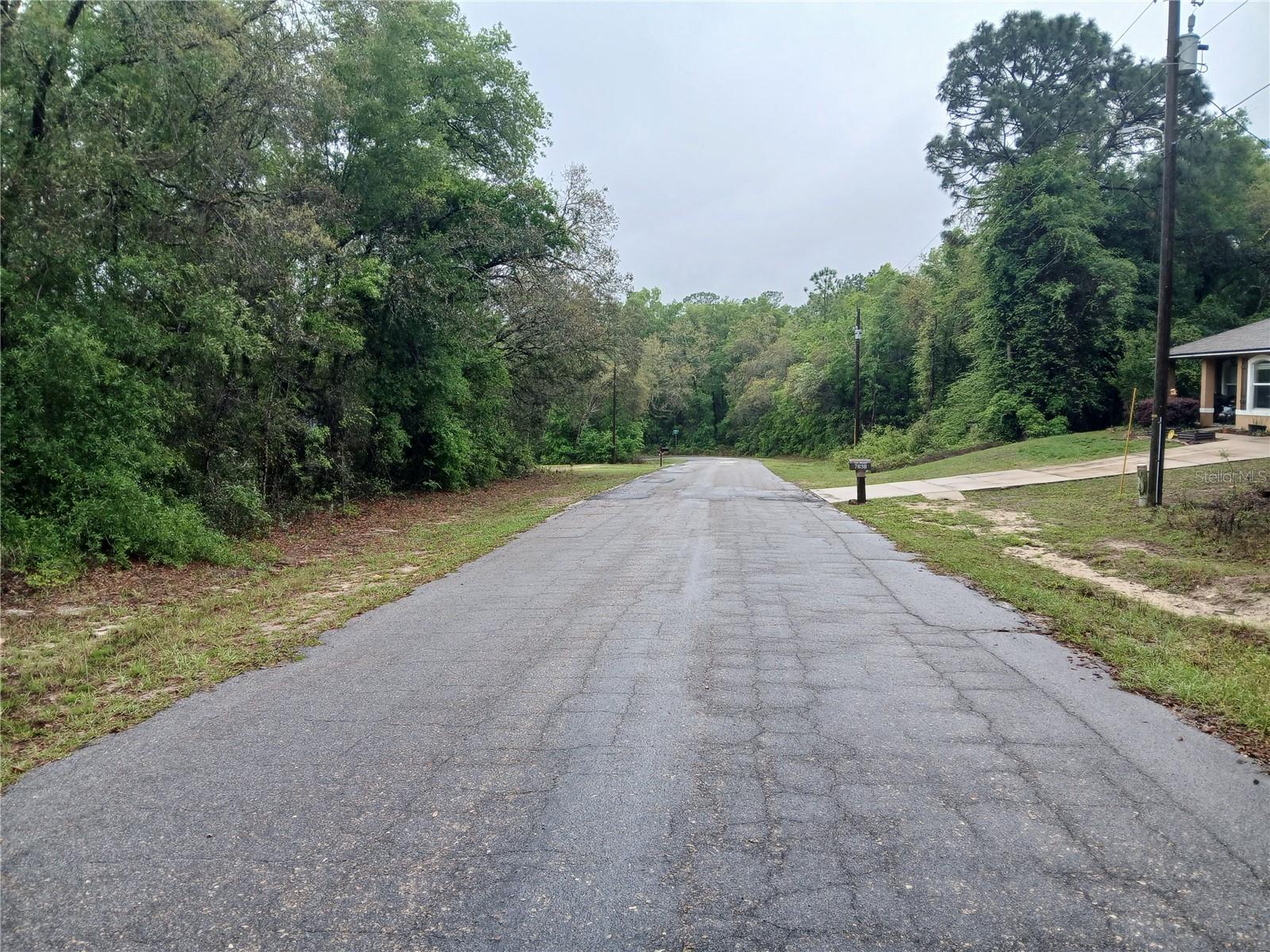 Image 4 of 5 For 7851 Vince Drive