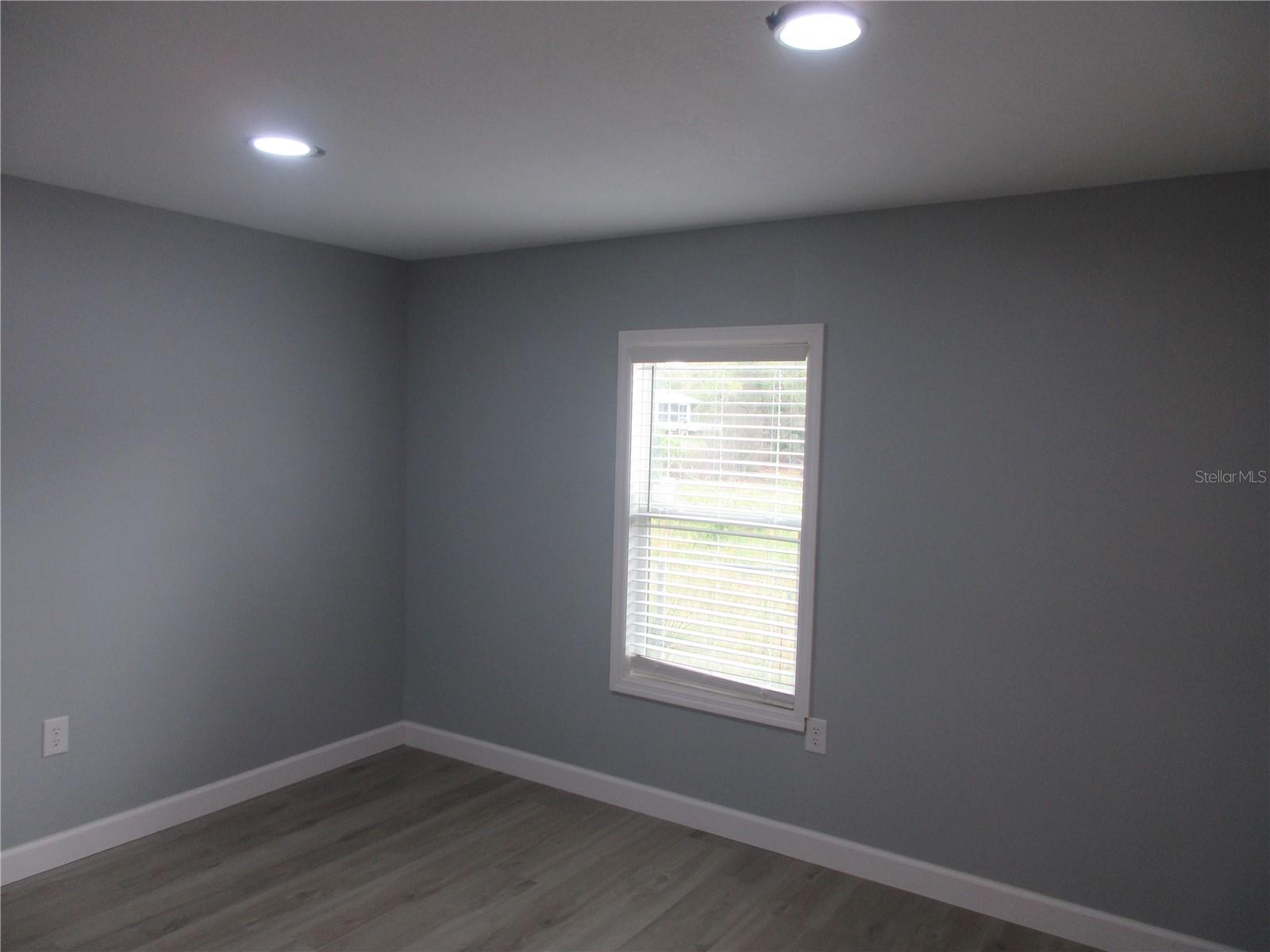 Image 28 of 60 For 18167 19th Street