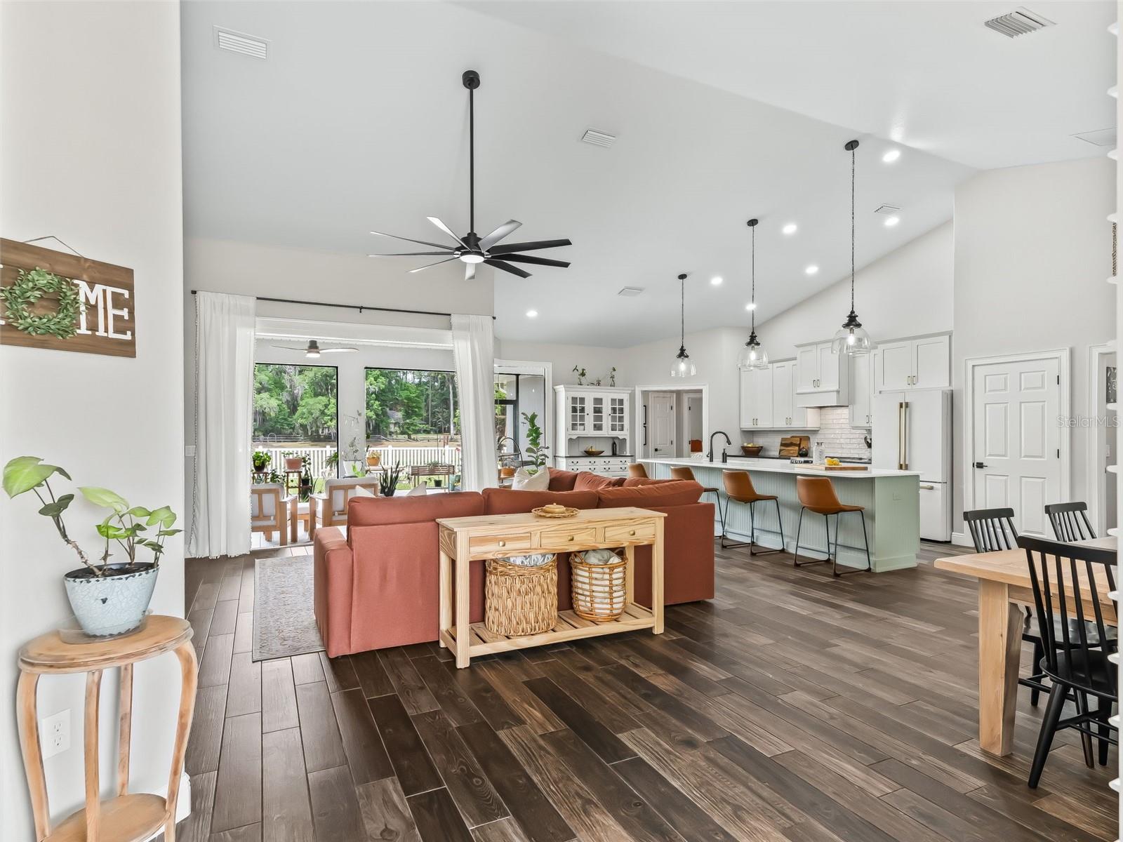 Image 7 of 35 For 3923 22nd Street