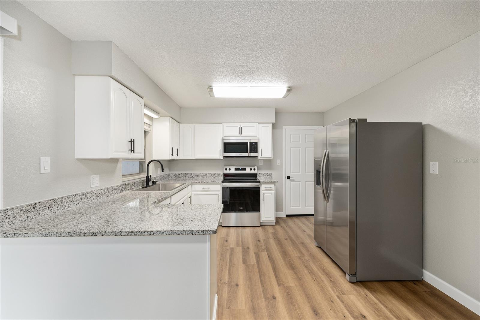 Image 15 of 34 For 1912 52nd Street