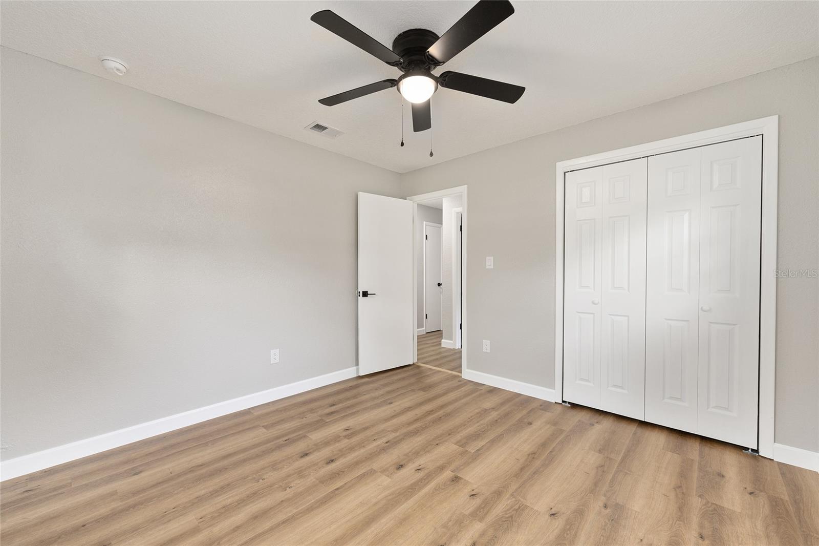 Image 22 of 34 For 1912 52nd Street