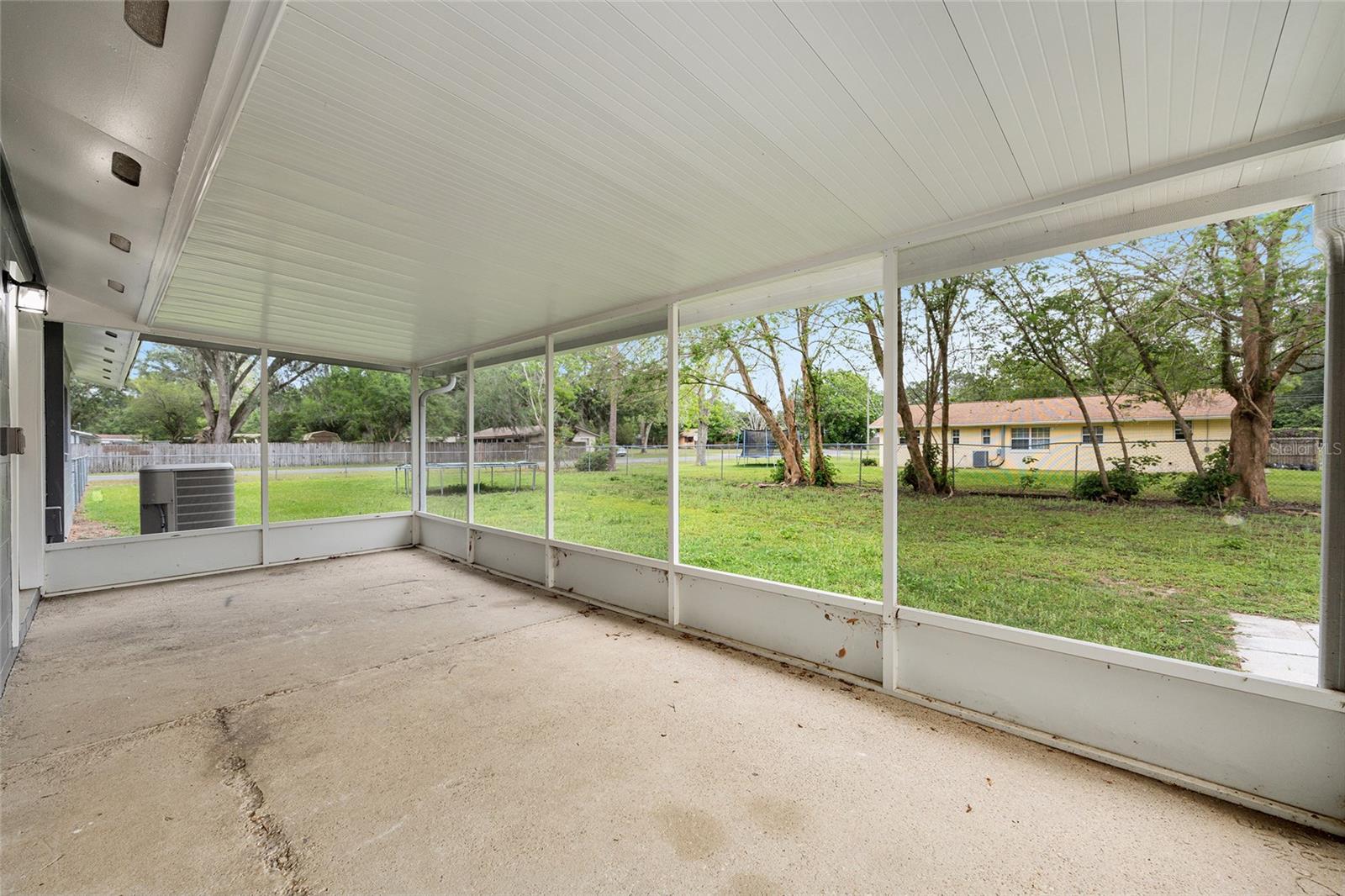 Image 30 of 34 For 1912 52nd Street