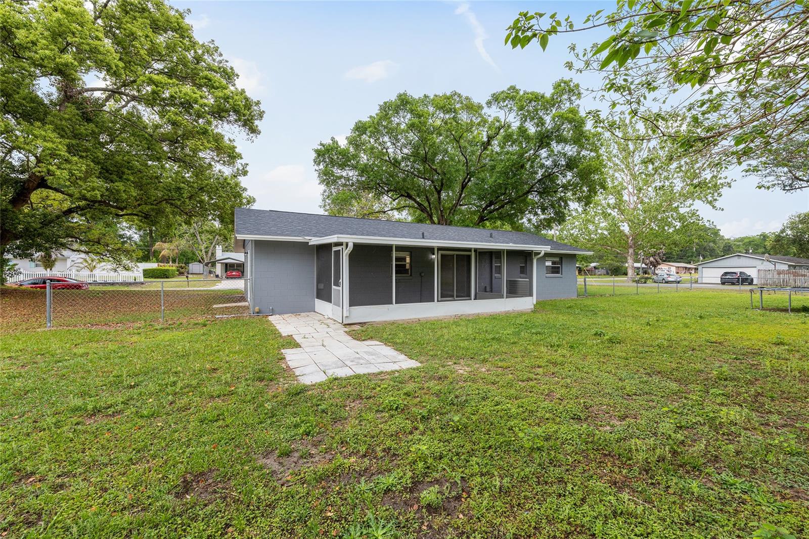 Image 32 of 34 For 1912 52nd Street