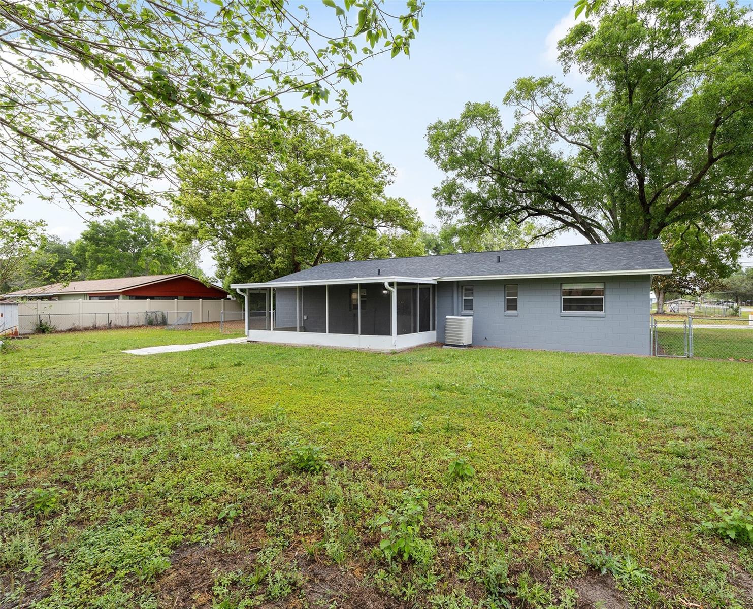 Image 33 of 34 For 1912 52nd Street