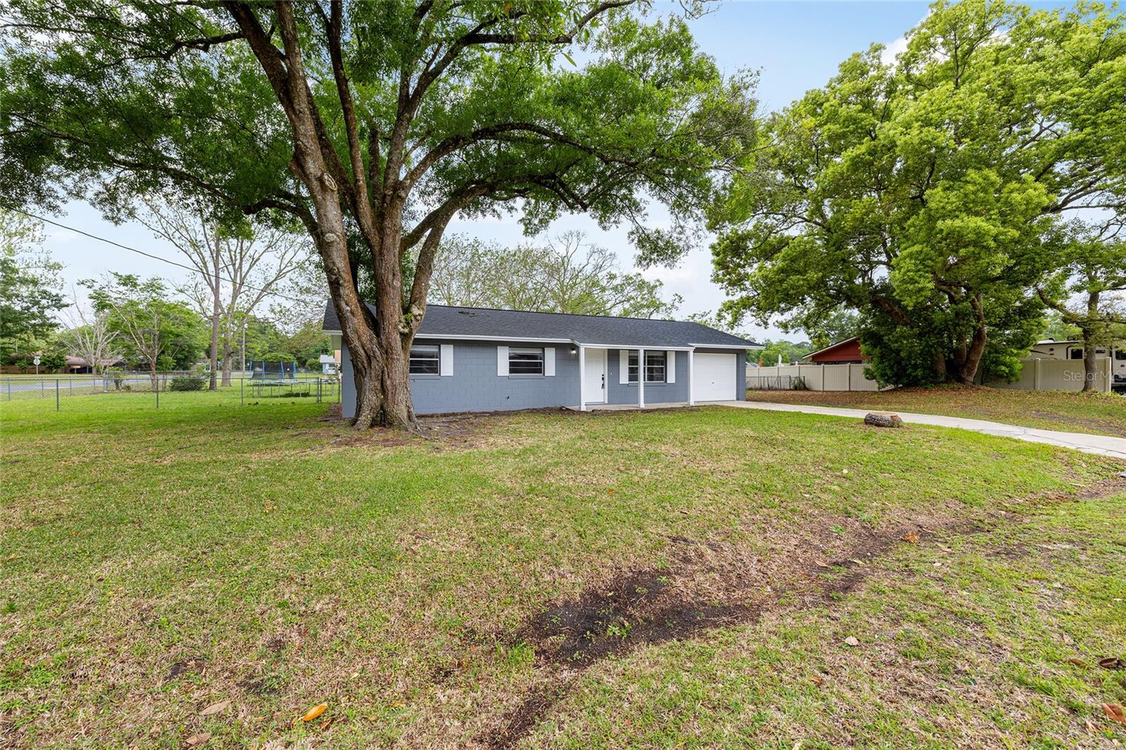 Image 5 of 34 For 1912 52nd Street