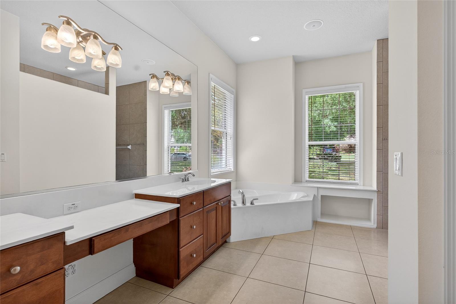 Image 22 of 35 For 4969 2nd Court