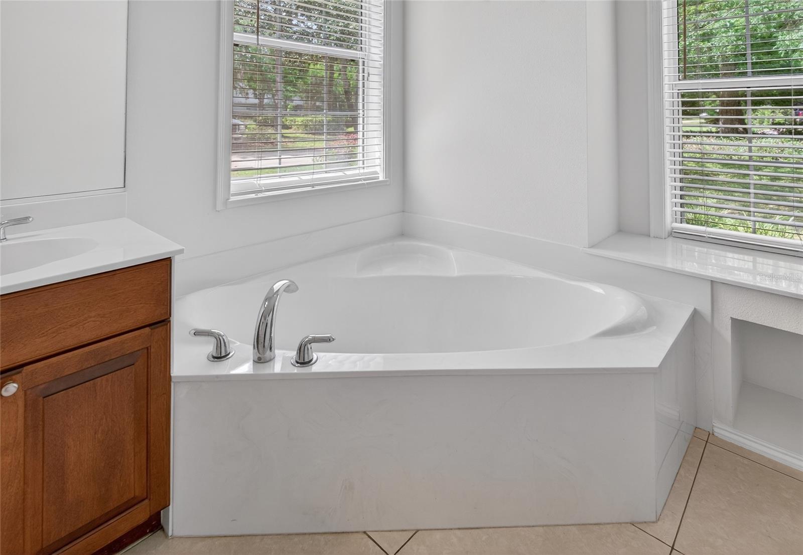 Image 23 of 35 For 4969 2nd Court