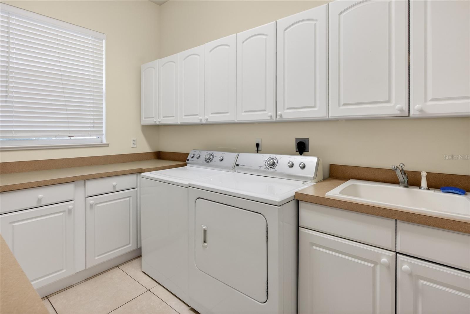 Image 29 of 35 For 4969 2nd Court