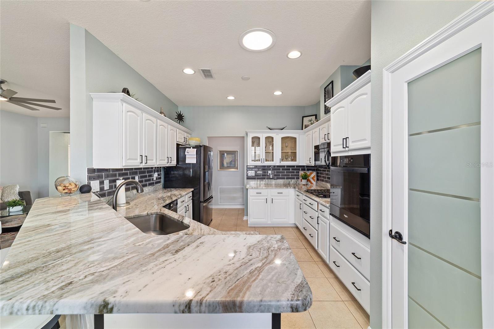 Image 27 of 73 For 8719 83rd Circle