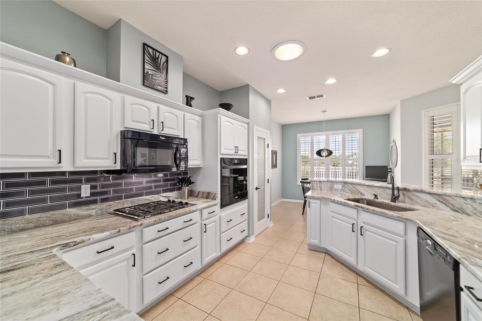 Image 31 of 73 For 8719 83rd Circle