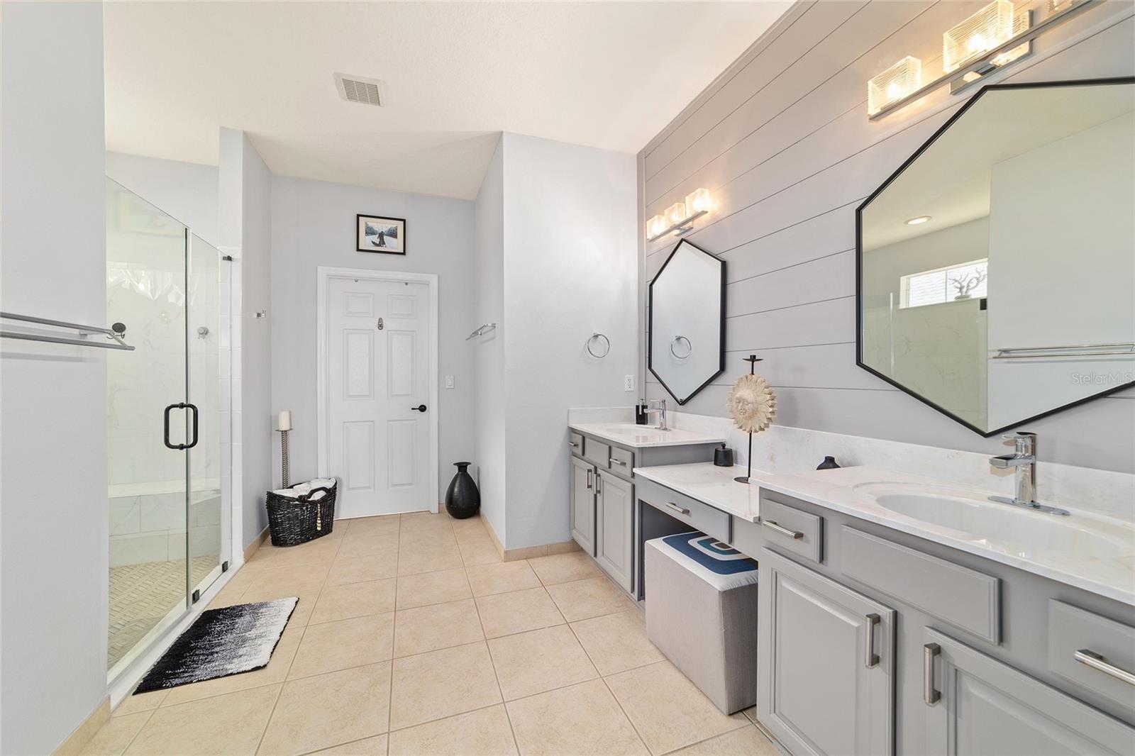 Image 37 of 73 For 8719 83rd Circle