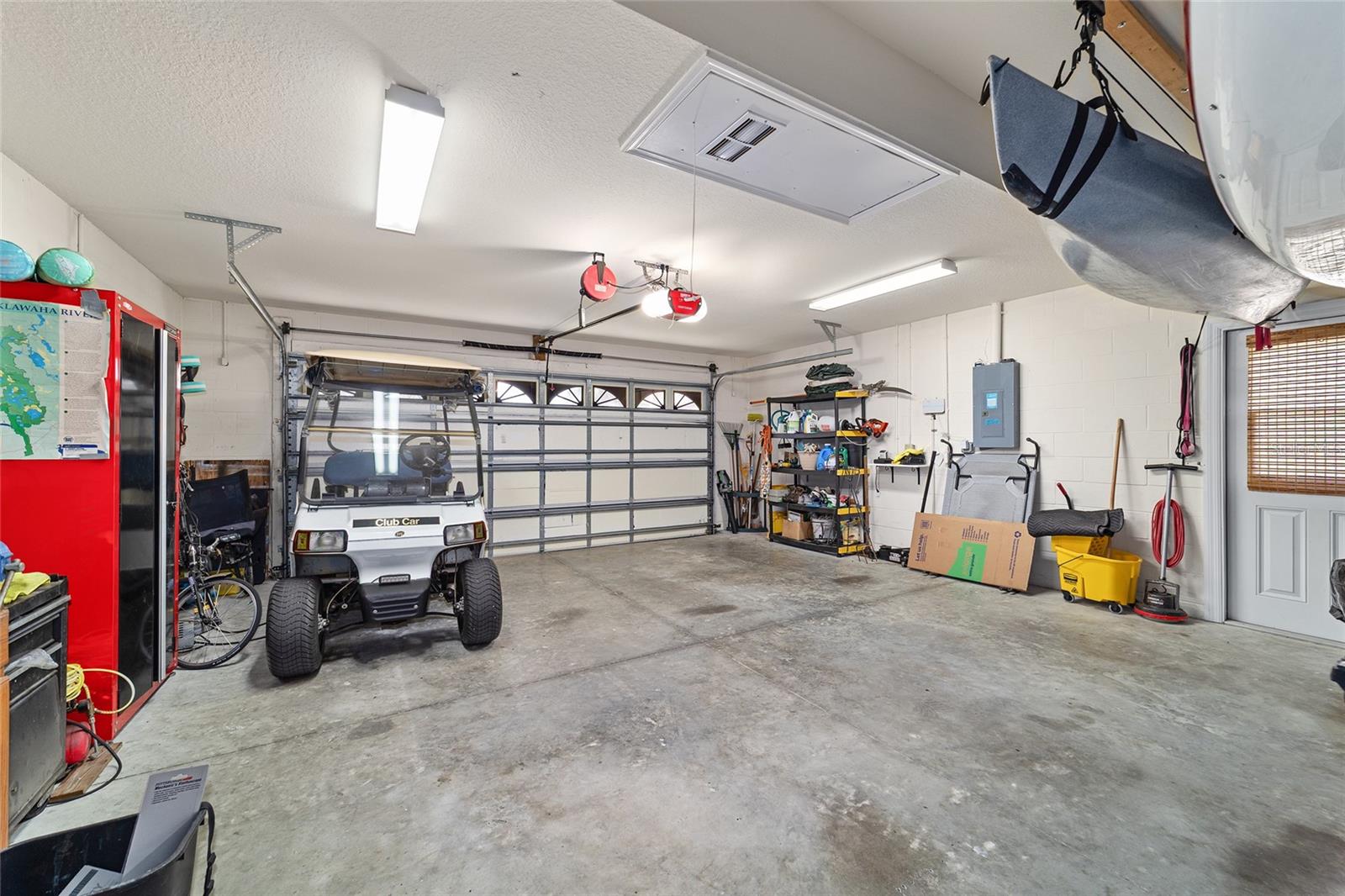 Image 54 of 73 For 8719 83rd Circle