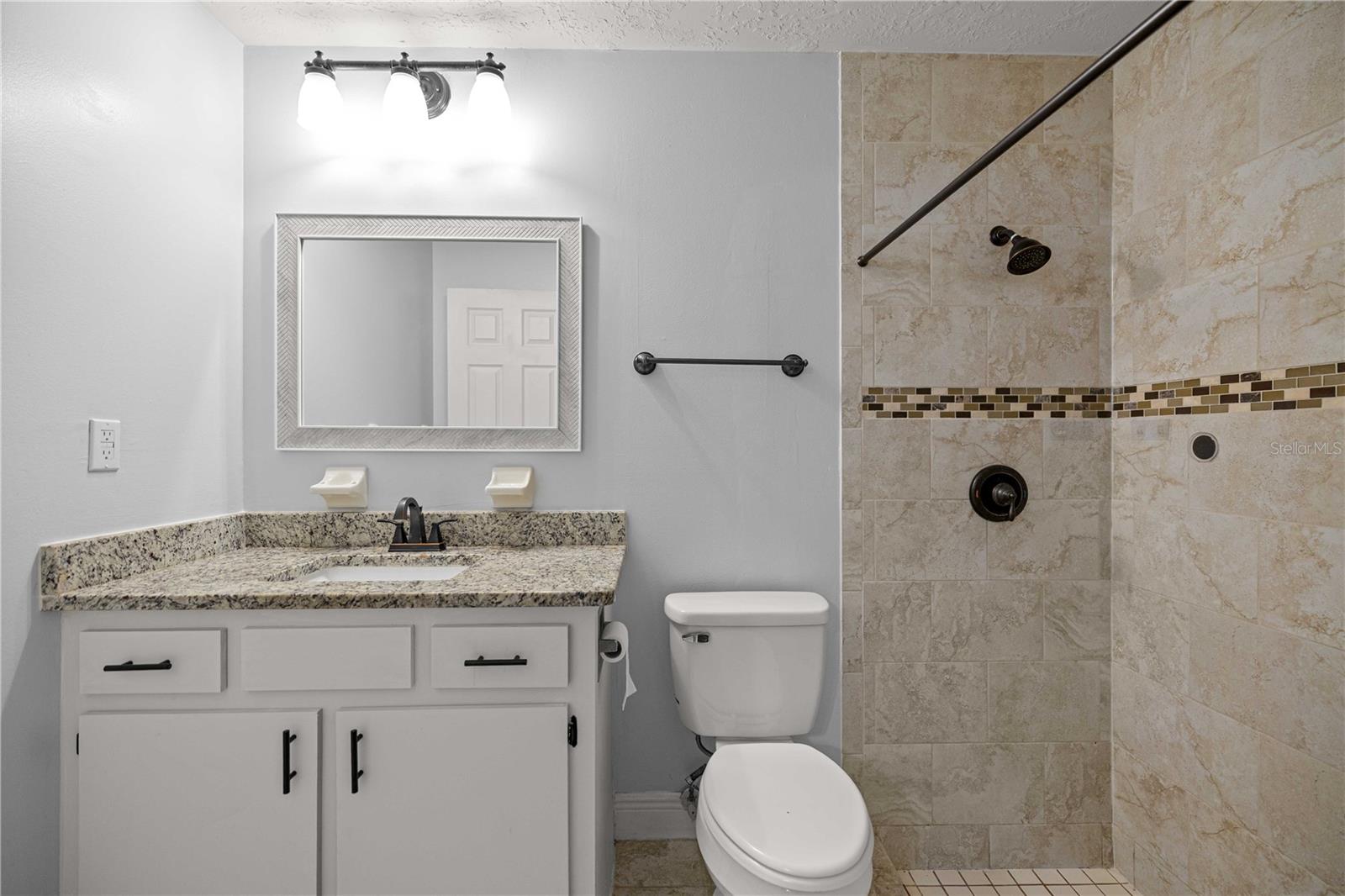 Image 20 of 28 For 10500 74th Court