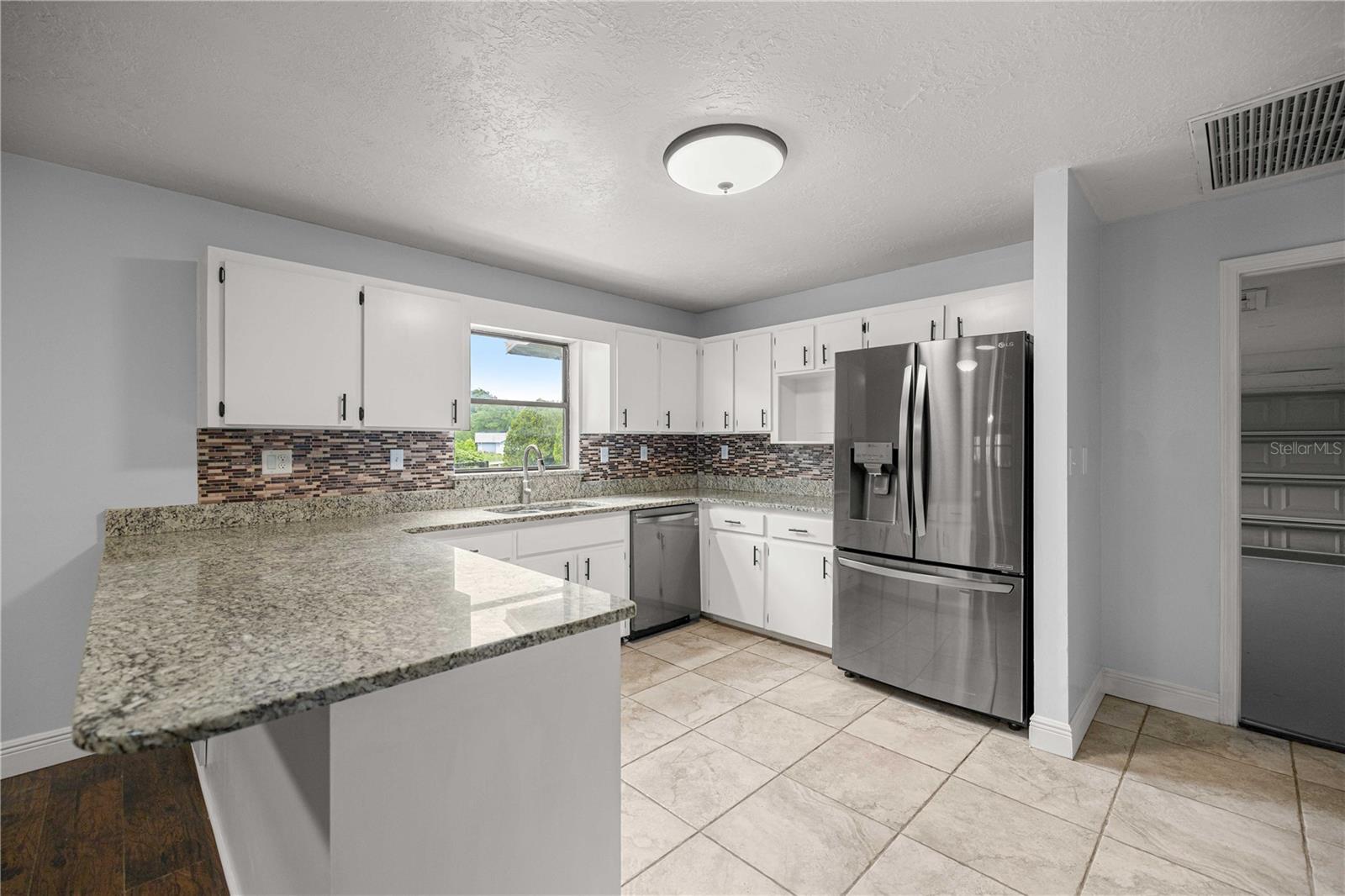 Image 9 of 28 For 10500 74th Court