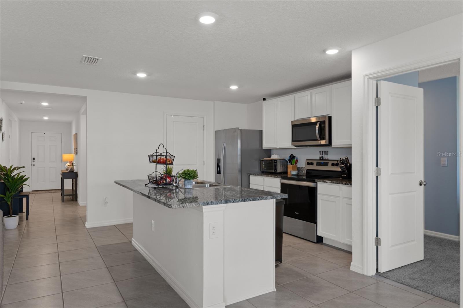 Image 11 of 34 For 477 Fairways View Drive