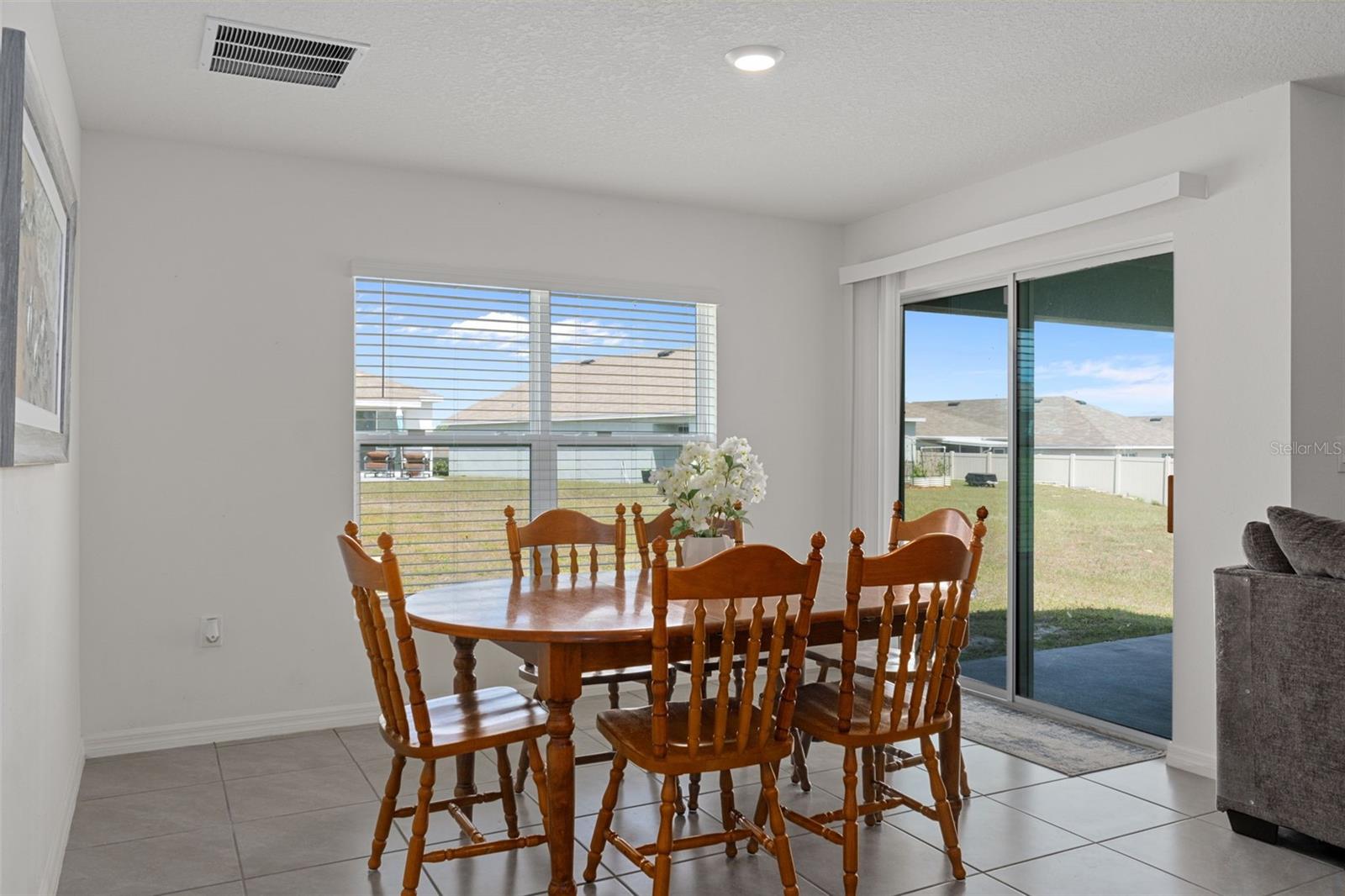 Image 16 of 34 For 477 Fairways View Drive