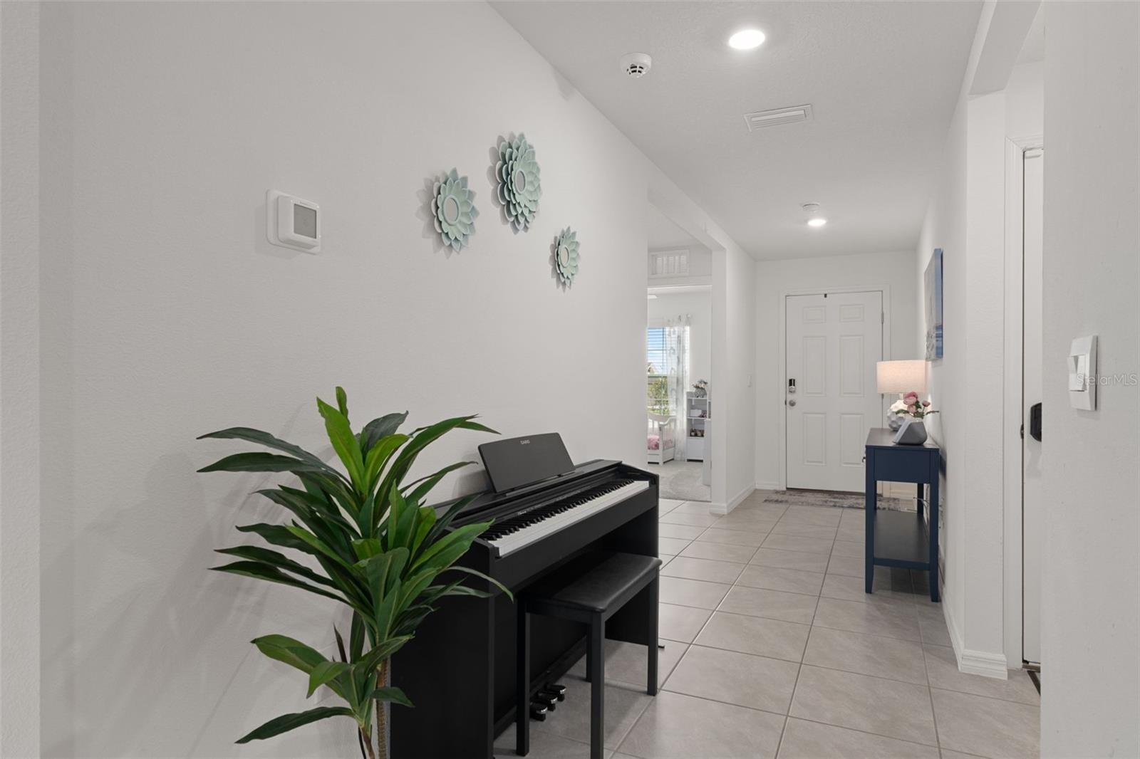 Image 23 of 34 For 477 Fairways View Drive