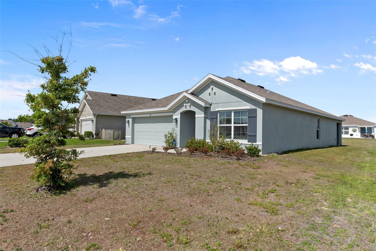 Image 3 of 34 For 477 Fairways View Drive