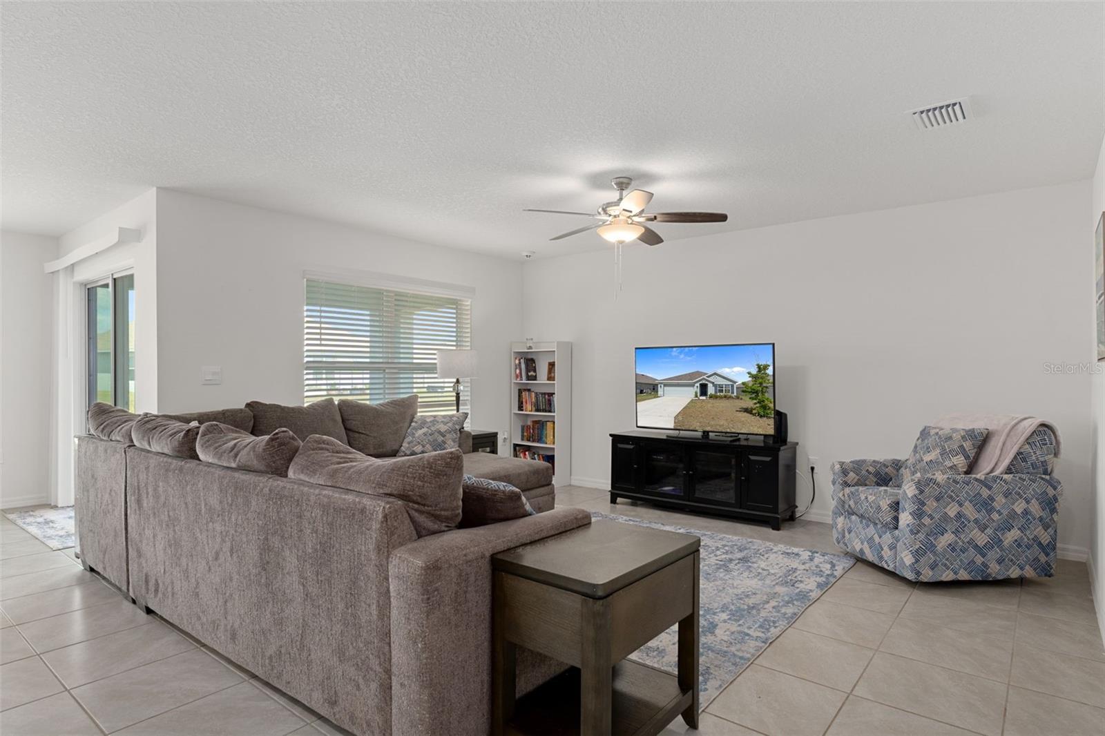 Image 8 of 34 For 477 Fairways View Drive