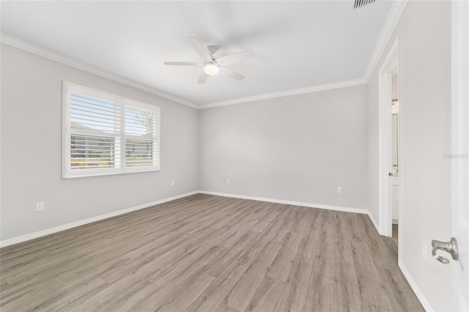 Image 21 of 47 For 10064 88th Street