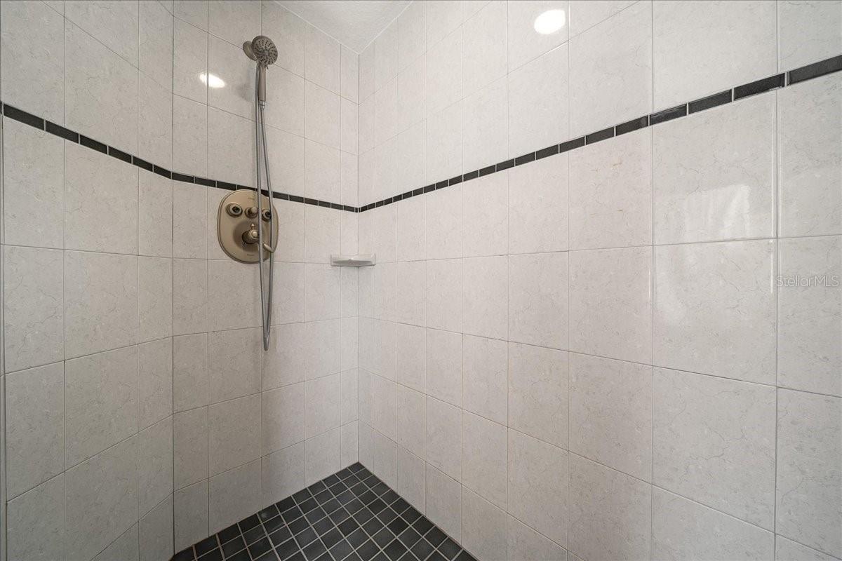 Image 44 of 84 For 13456 Highway 318