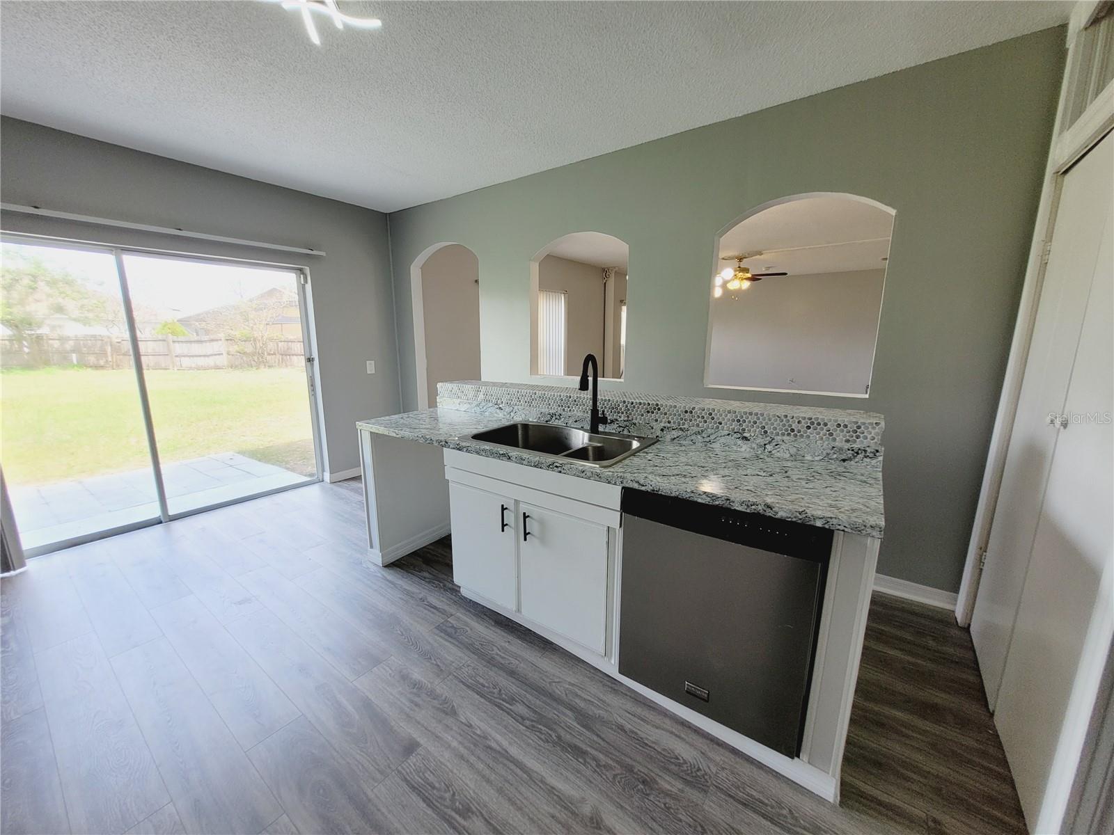 Image 19 of 60 For 317 Azincourt Lane