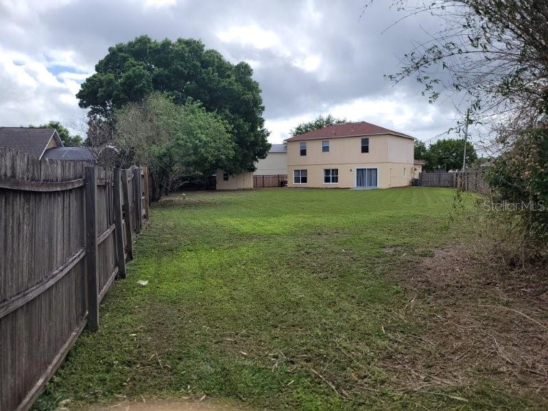 Image 46 of 60 For 317 Azincourt Lane