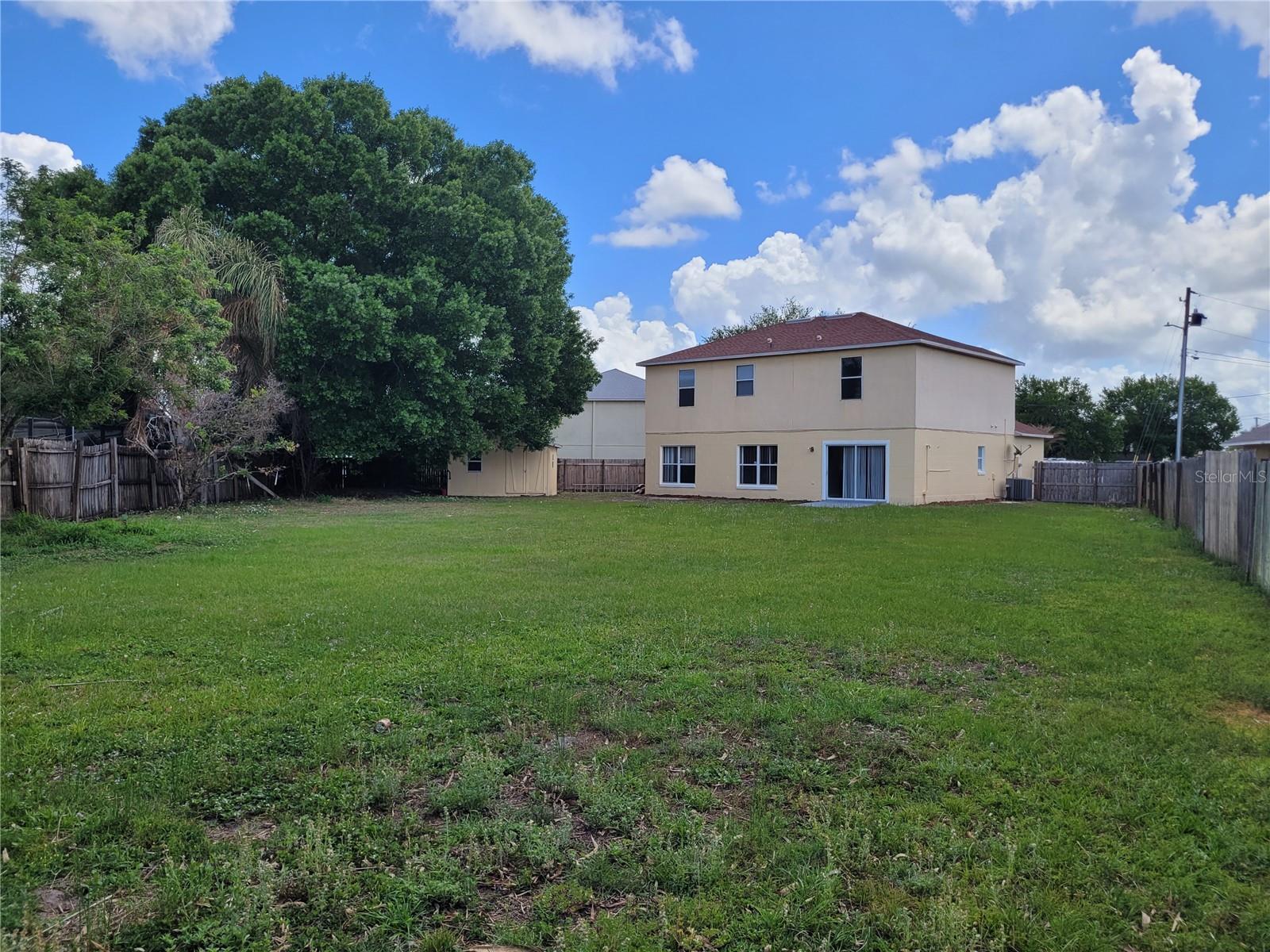 Image 49 of 60 For 317 Azincourt Lane