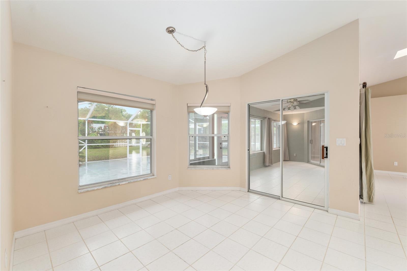 Image 16 of 45 For 10642 74th Avenue