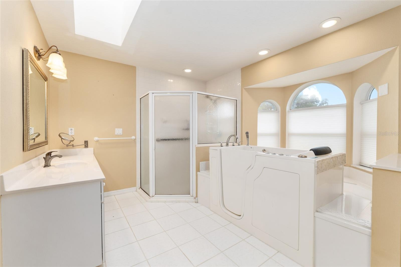 Image 20 of 45 For 10642 74th Avenue