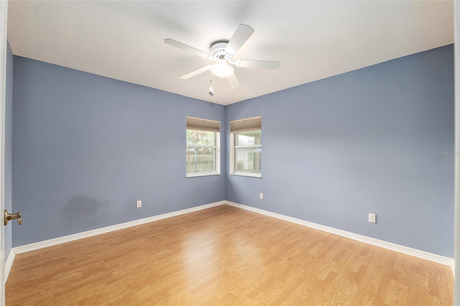 Image 24 of 45 For 10642 74th Avenue