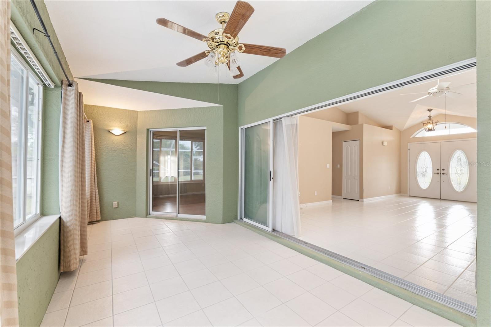 Image 29 of 45 For 10642 74th Avenue