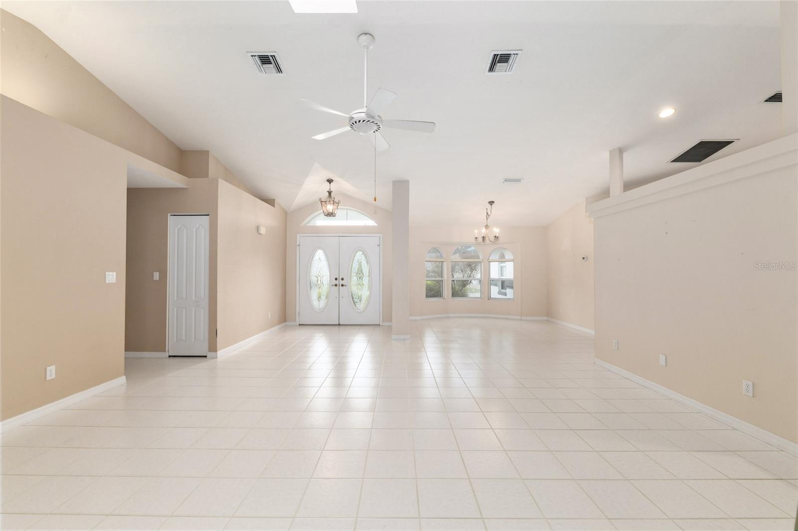 Image 7 of 45 For 10642 74th Avenue