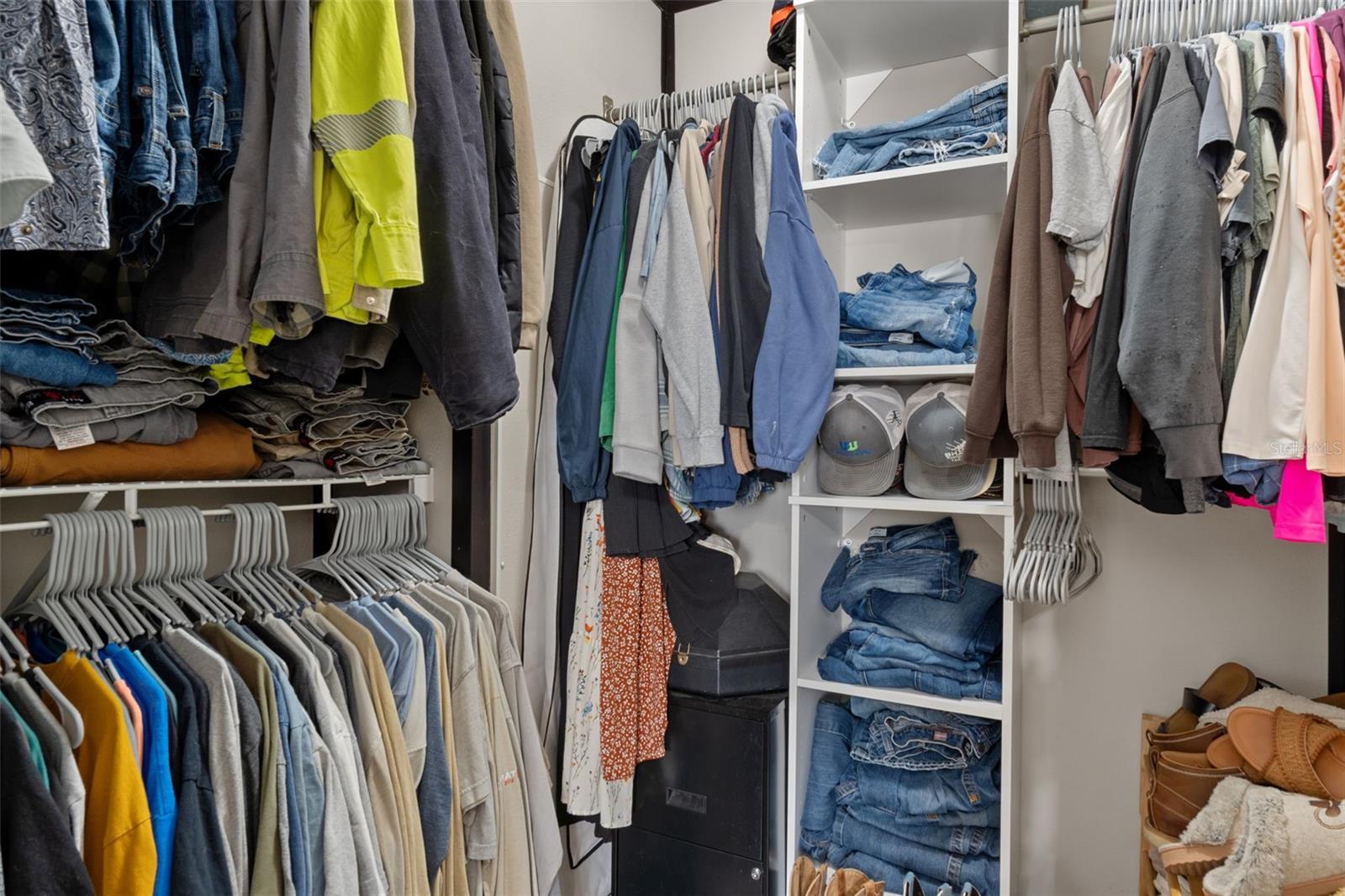 Image 25 of 46 For 5471 Highland Park Drive