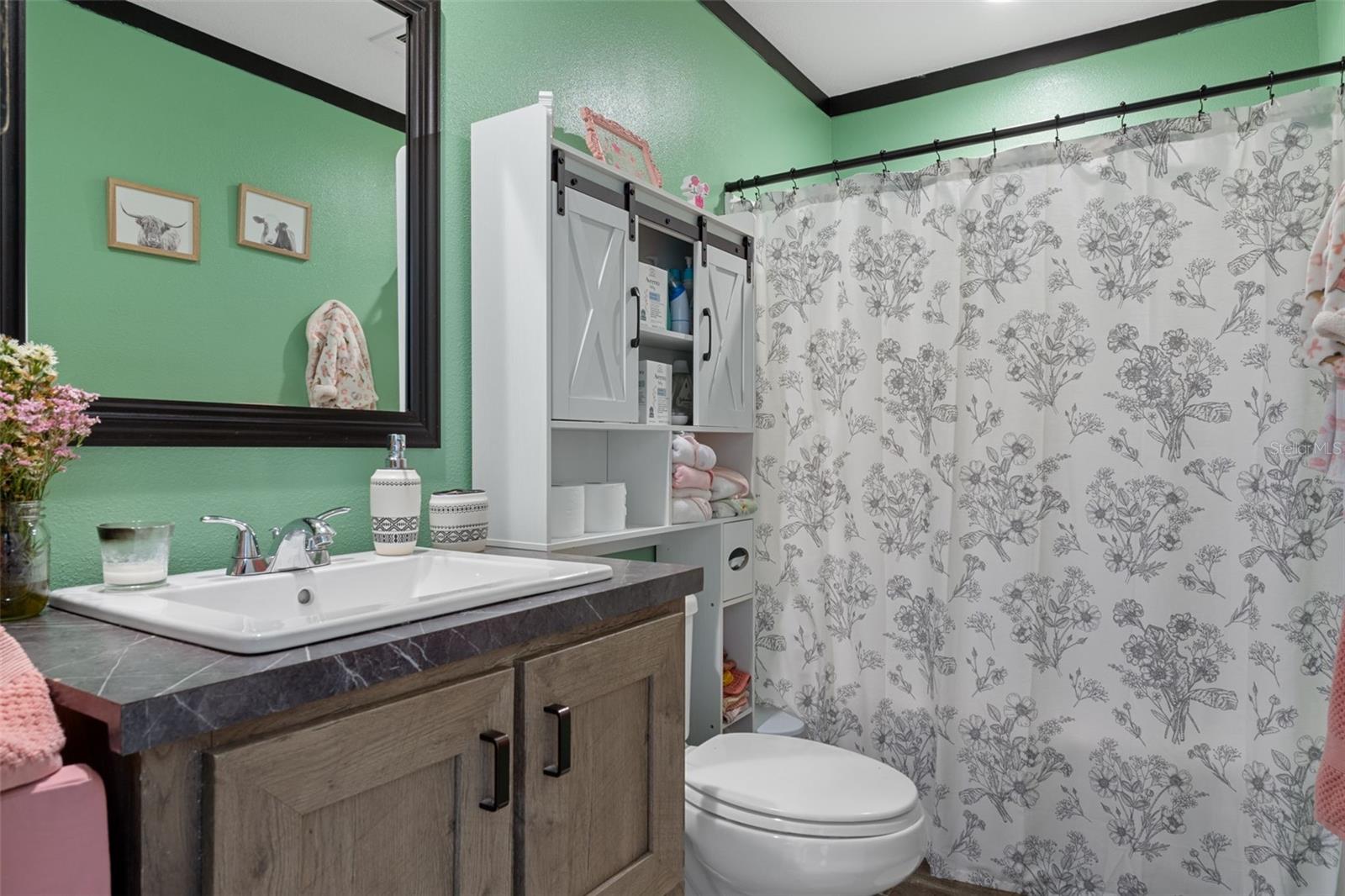 Image 29 of 46 For 5471 Highland Park Drive