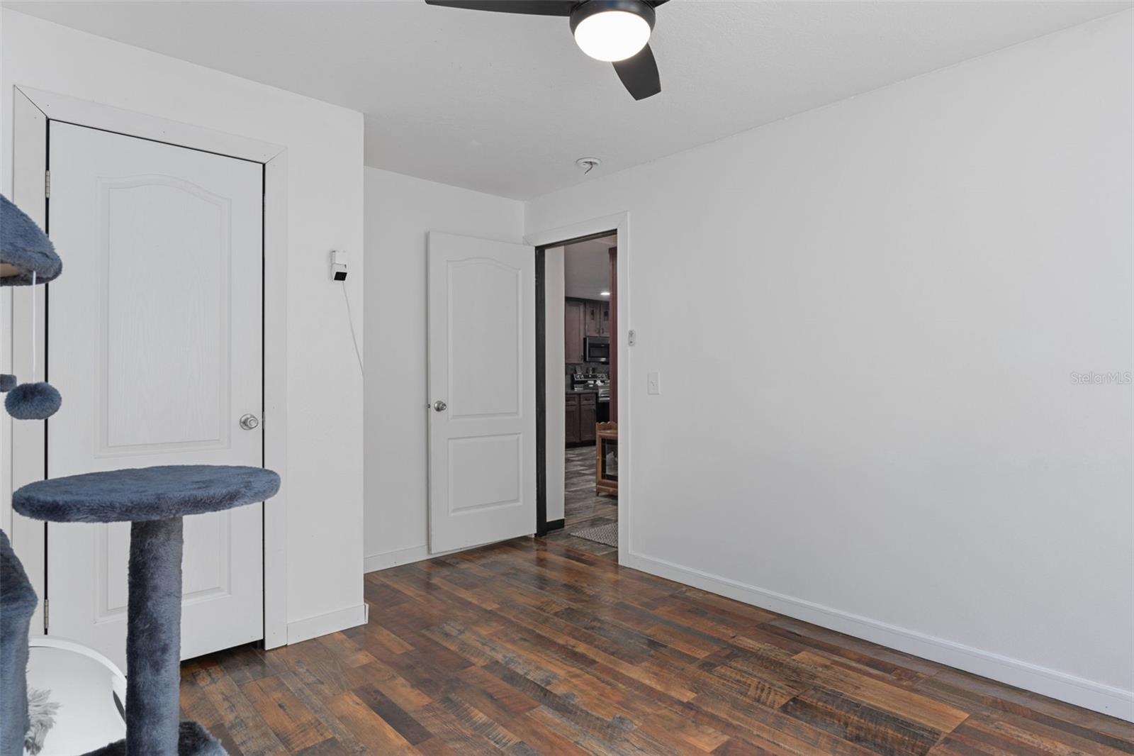 Image 31 of 46 For 5471 Highland Park Drive