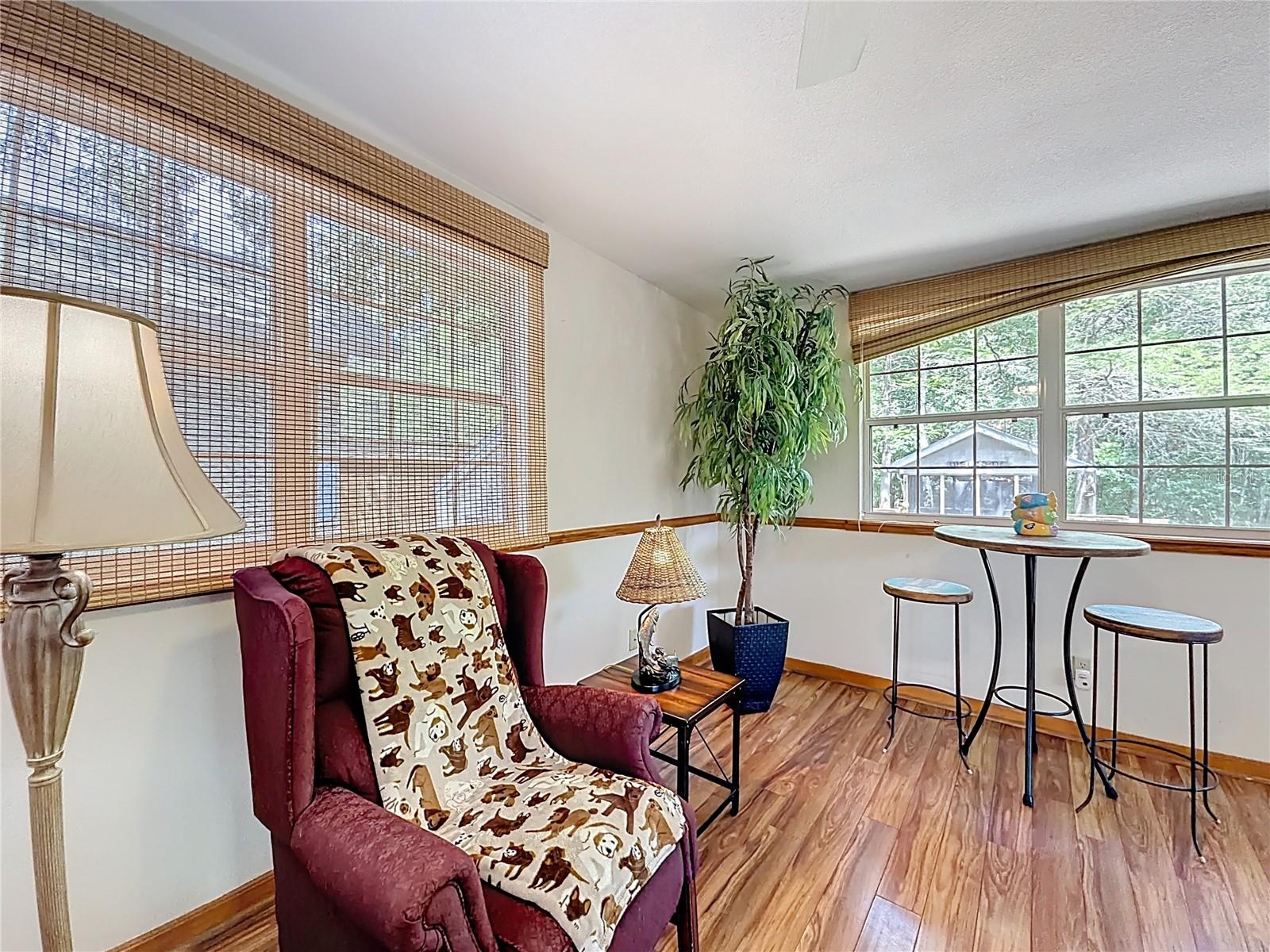 Image 24 of 66 For 4129 Riverside Drive