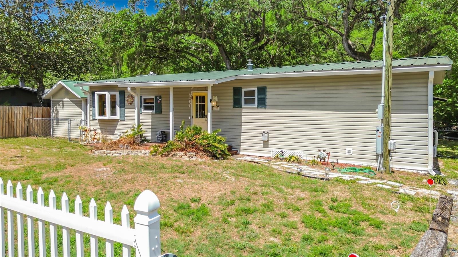 Image 52 of 66 For 4129 Riverside Drive