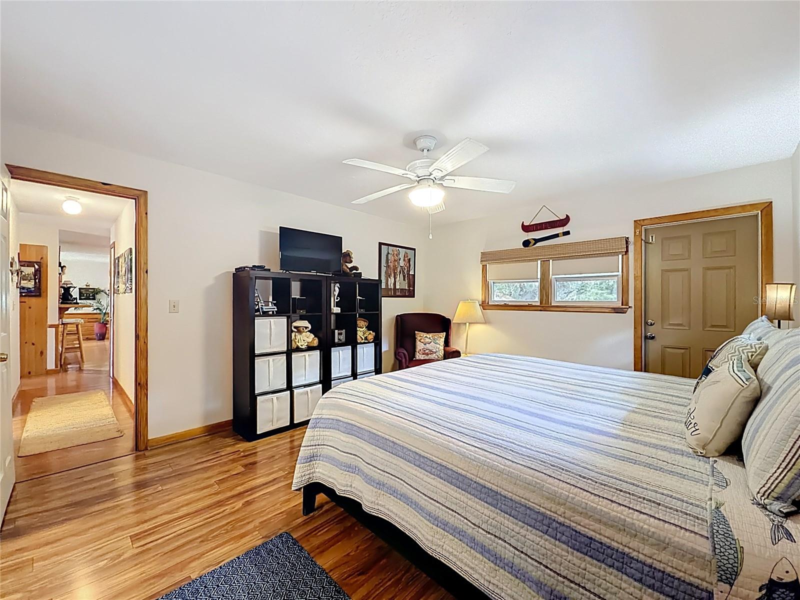 Image 58 of 66 For 4129 Riverside Drive