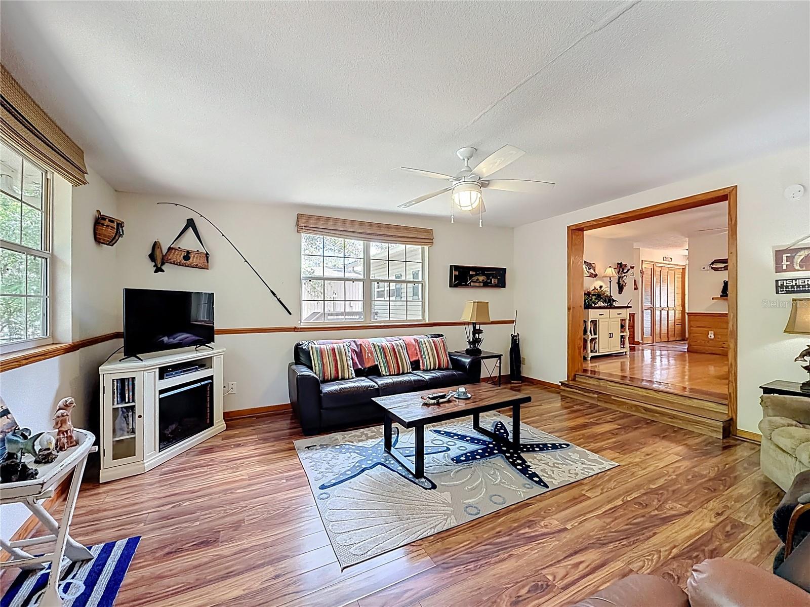 Image 59 of 66 For 4129 Riverside Drive