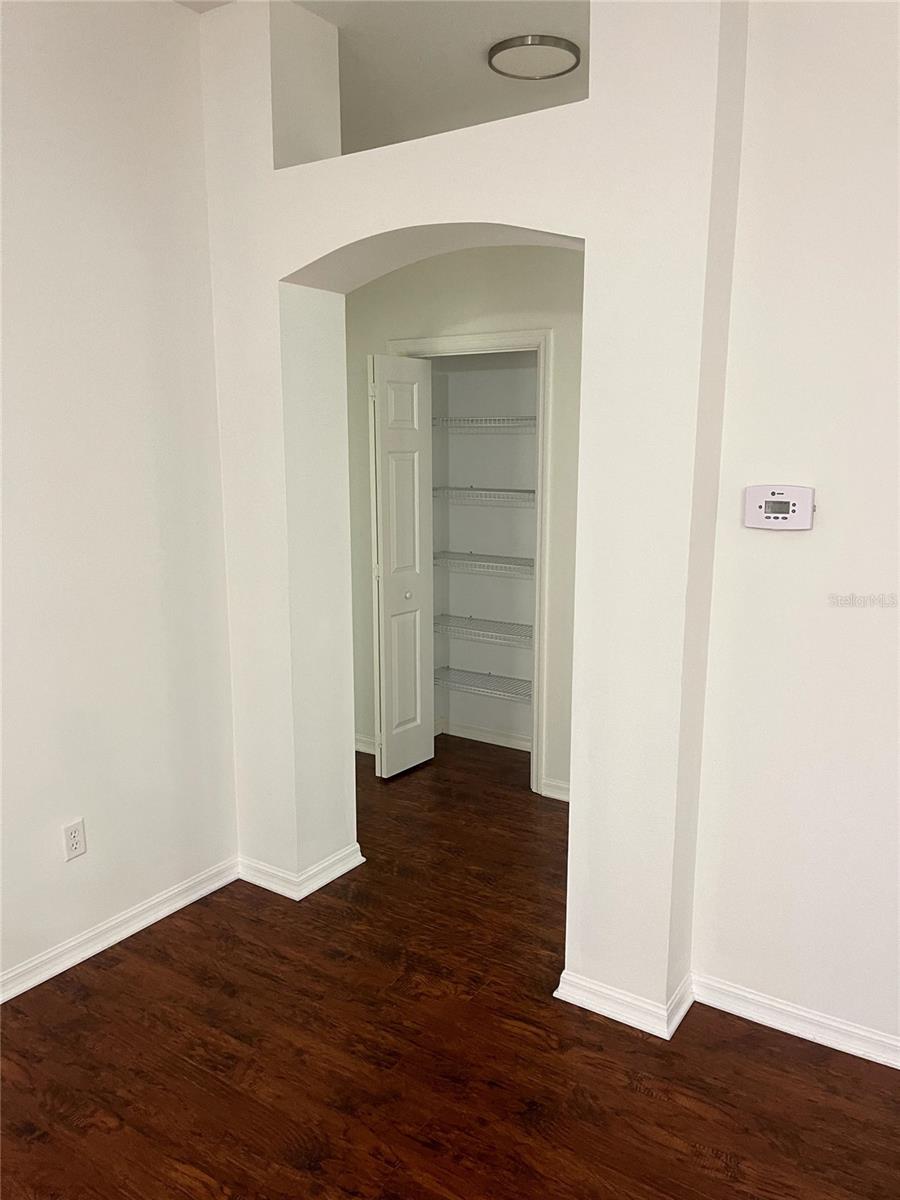 Image 15 of 27 For 2614 Dartford Terrace