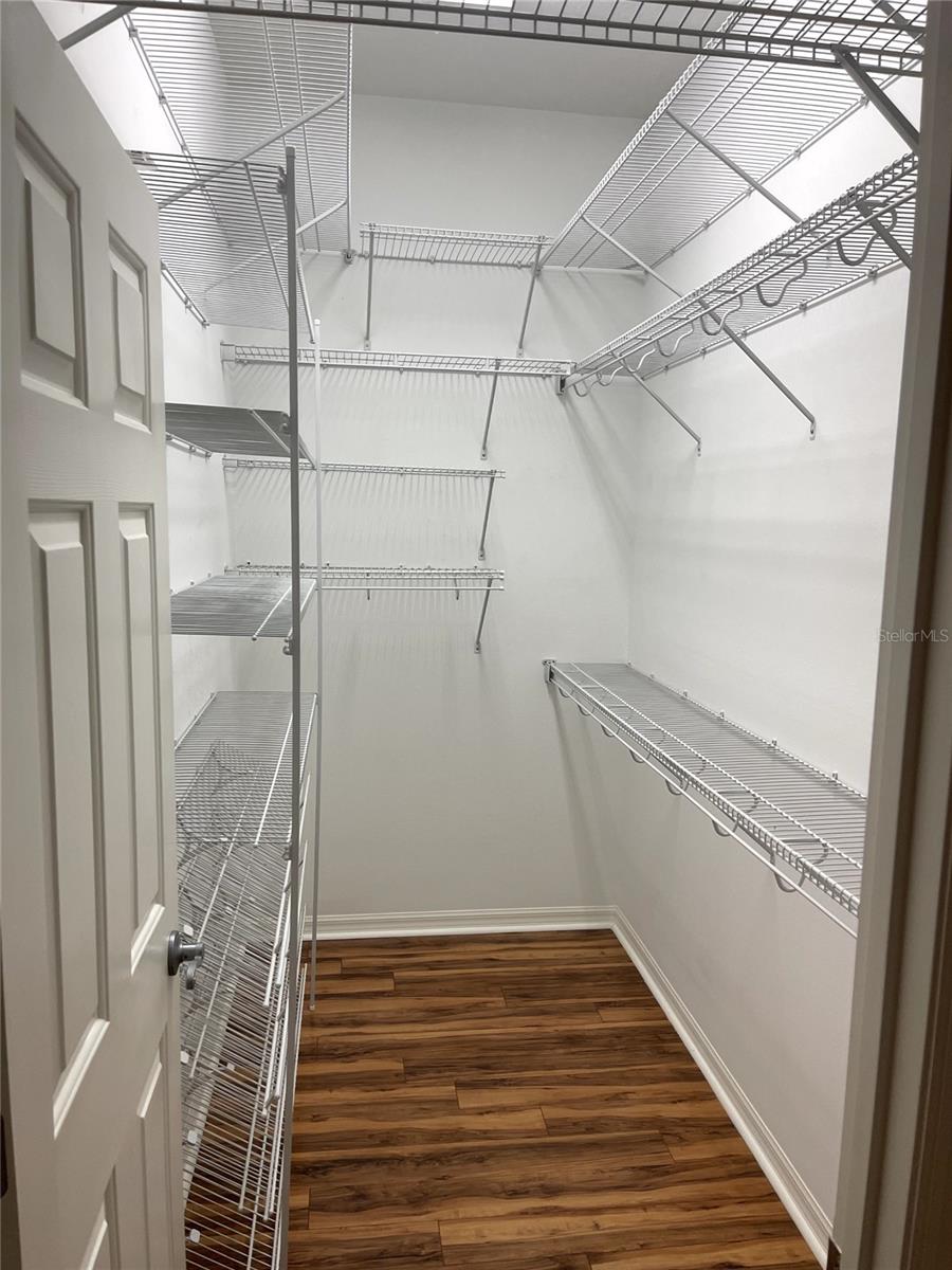 Image 17 of 27 For 2614 Dartford Terrace