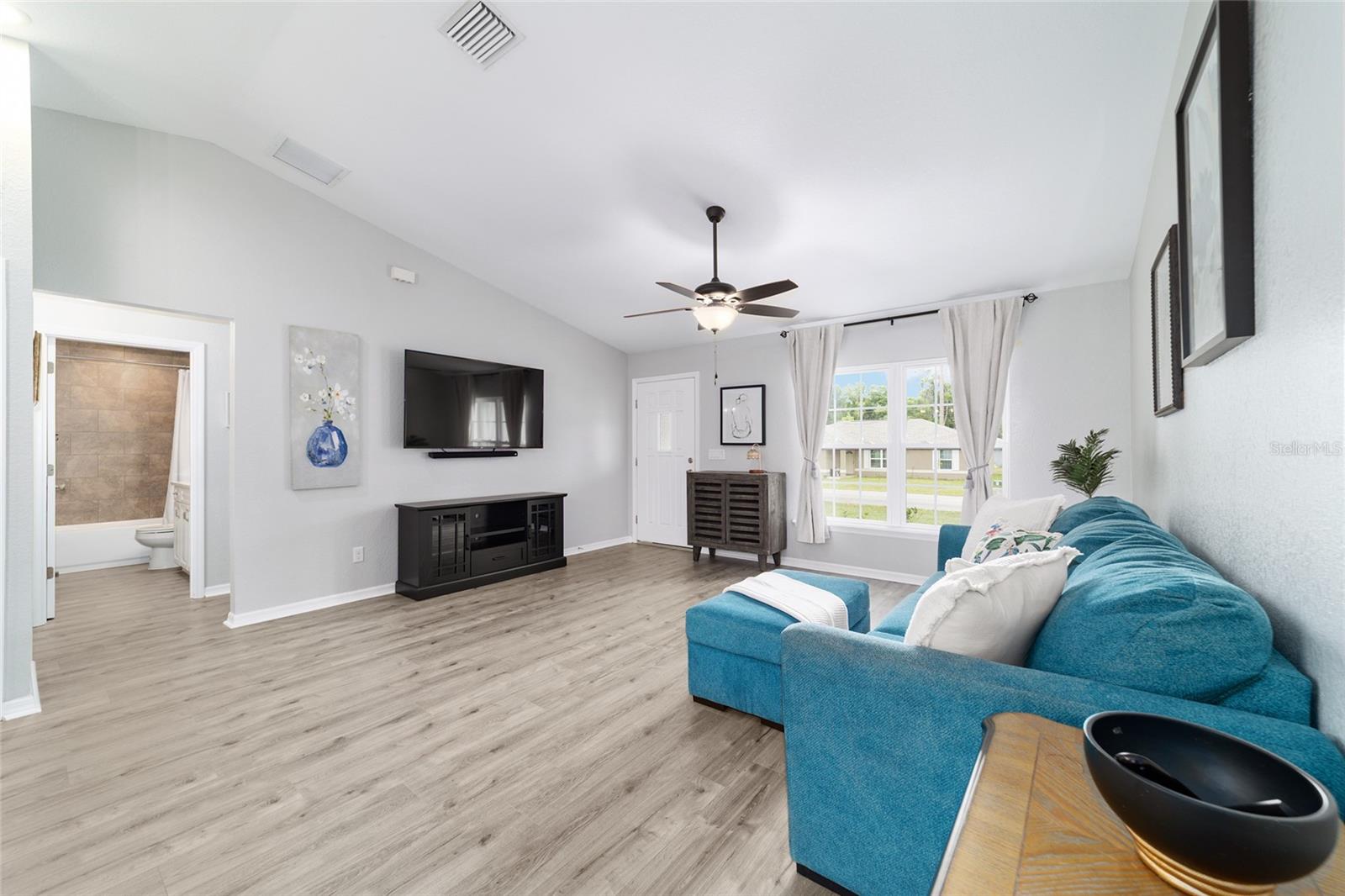 Image 10 of 47 For 5673 57th Place