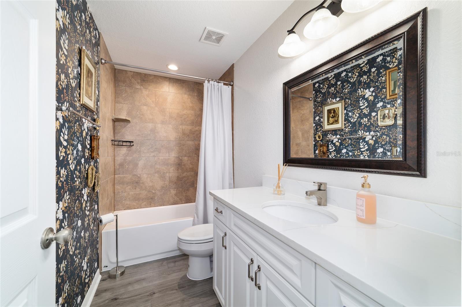 Image 32 of 47 For 5673 57th Place