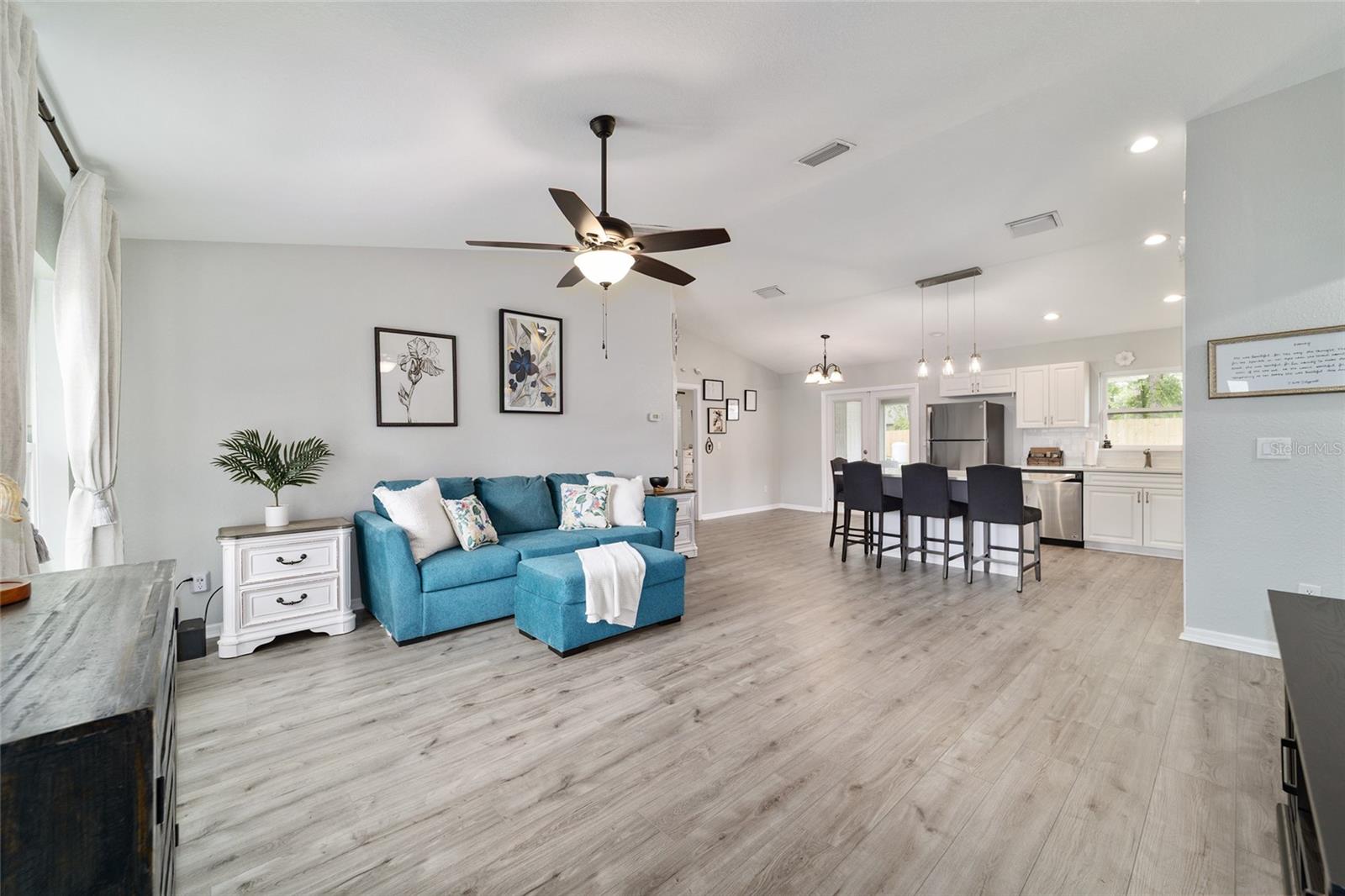 Image 4 of 47 For 5673 57th Place