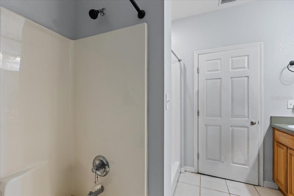 Image 19 of 51 For 700 105th Street