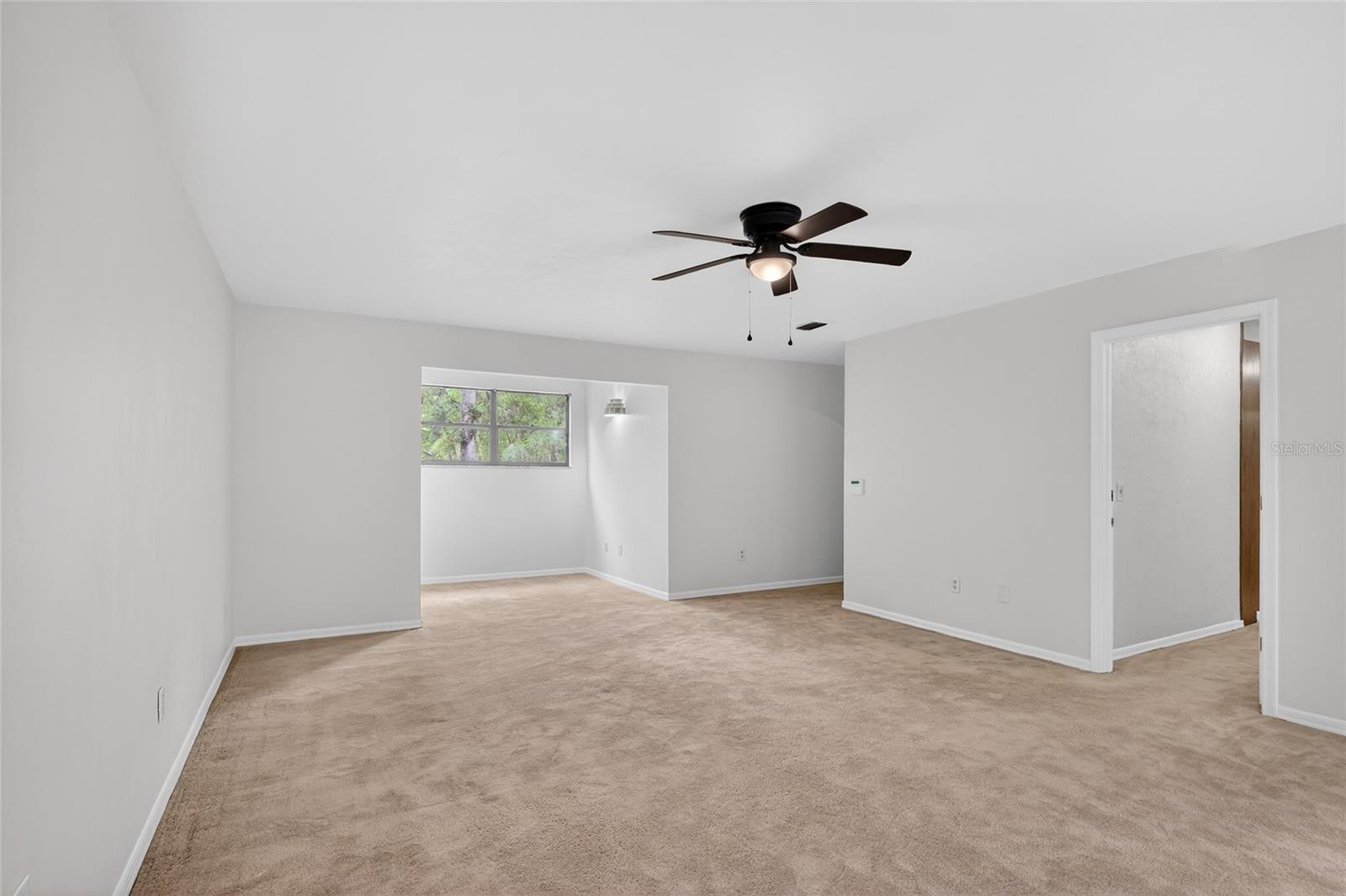 Image 17 of 31 For 8025 103rd Avenue