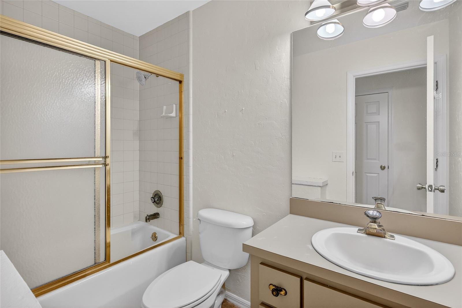 Image 25 of 31 For 8025 103rd Avenue