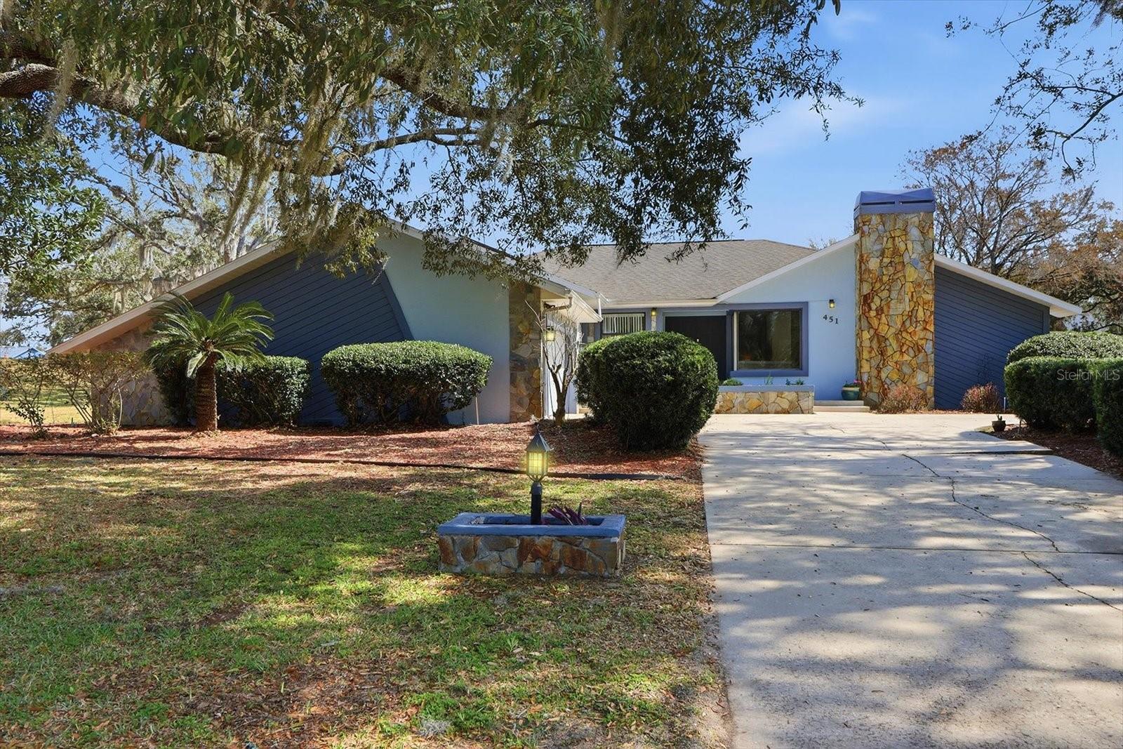 Image 2 of 46 For 451 Ireland Court