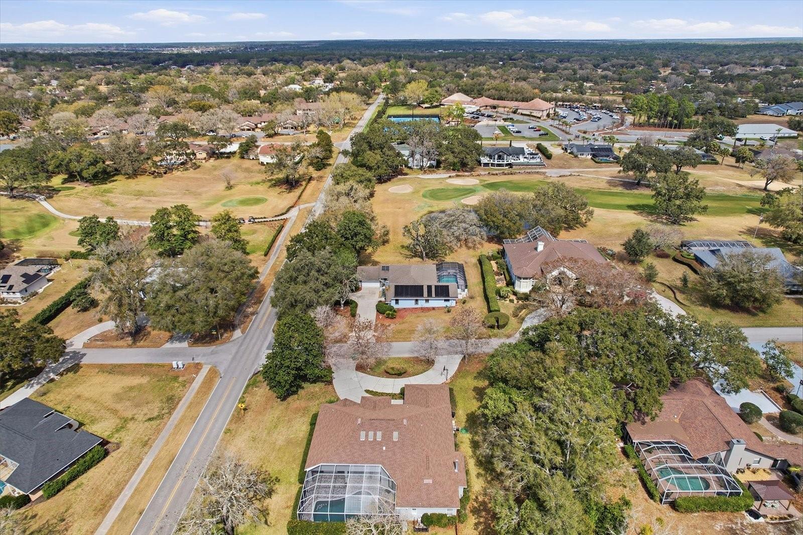 Image 39 of 46 For 451 Ireland Court